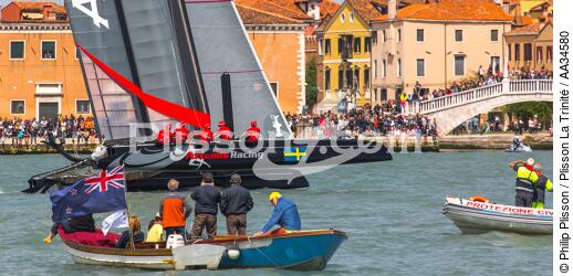 AC World Series à Venise du 12 au 20 mai 2012 - © Philip Plisson / Plisson La Trinité / AA34580 - Nos reportages photos - Catamaran de sport