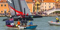 AC World Series à Venise du 12 au 20 mai 2012 © Philip Plisson / Plisson La Trinité / AA34580 - Nos reportages photos - Catamaran de sport