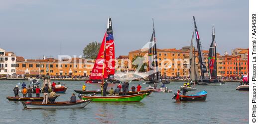 AC World Series à Venise du 12 au 20 mai 2012 - © Philip Plisson / Plisson La Trinité / AA34589 - Nos reportages photos - Catamaran de sport
