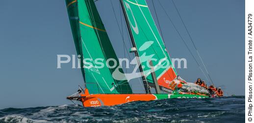 Volvo Ocean Race - Start of the last stage between Lorient and Galway [AT] - © Philip Plisson / Plisson La Trinité / AA34779 - Photo Galleries - Ocean Volvo Race