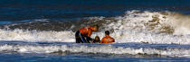 The lifeguards on the beach in Gironde © Philip Plisson / Plisson La Trinité / AA35056 - Photo Galleries - Lifeboat society