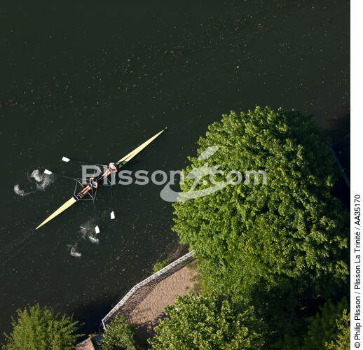 Le Loiret vue du ciel - © Philip Plisson / Plisson La Trinité / AA35170 - Nos reportages photos - Sport nautique