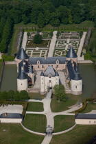 Le château de Chamerolles © Philip Plisson / Plisson La Trinité / AA35286 - Nos reportages photos - Site (45)