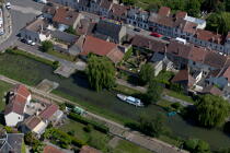 Briare dans le Loiret © Philip Plisson / Plisson La Trinité / AA35299 - Nos reportages photos - Le Loiret vue du ciel