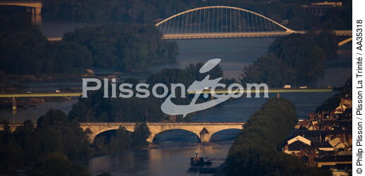 Le Loiret vue du ciel - © Philip Plisson / Plisson La Trinité / AA35318 - Nos reportages photos - Centre