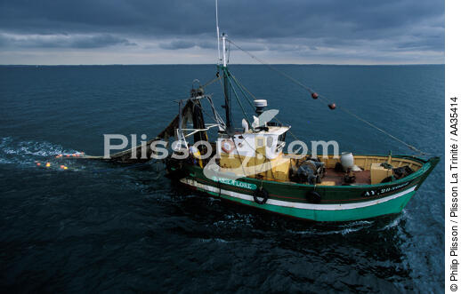 Pêche en baie de Quiberon - © Philip Plisson / Plisson La Trinité / AA35414 - Nos reportages photos - Pêche