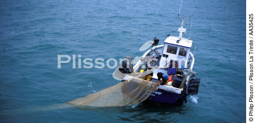 Pêche côtière - © Philip Plisson / Plisson La Trinité / AA35425 - Nos reportages photos - Pêche côtière
