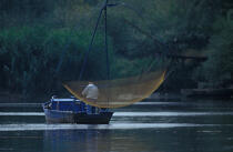 Pêche au carrelet sur la Loire © Philip Plisson / Plisson La Trinité / AA35463 - Nos reportages photos - Géomorphie
