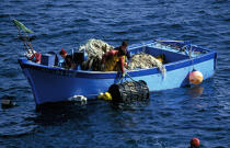 Pêche côtière © Philip Plisson / Plisson La Trinité / AA35468 - Nos reportages photos - Bretagne