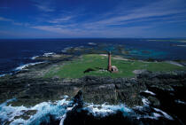 Monach lighthouse in Scotland © Philip Plisson / Plisson La Trinité / AA35501 - Photo Galleries - Great Britain Lighthouses