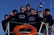 Les sauveteurs en mer de la station de Molène © Philip Plisson / Plisson La Trinité / AA35547 - Nos reportages photos - Personnage