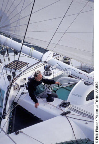 Claude Develay on Nootka - © Philip Plisson / Plisson La Trinité / AA35691 - Photo Galleries - Sailing Race
