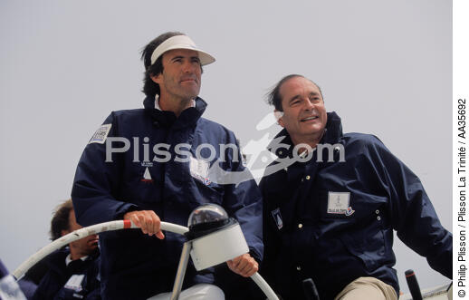 Marc Pajot et Jacques Chirac sur le class america Ville de Paris - © Philip Plisson / Plisson La Trinité / AA35692 - Nos reportages photos - Class America