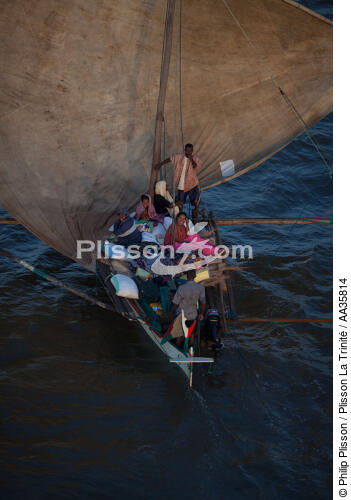 Majunga, côtes Nord Ouest de Madagascar. - © Philip Plisson / Plisson La Trinité / AA35814 - Nos reportages photos - Vertical