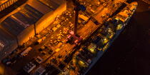 Le port de Lorient de nuit © Philip Plisson / Plisson La Trinité / AA35918 - Nos reportages photos - Environnement