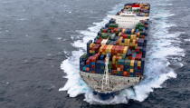 The container ship Marco Polo © Philip Plisson / Plisson La Trinité / AA35928 - Photo Galleries - Containership