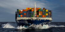 The container ship Marco Polo © Philip Plisson / Plisson La Trinité / AA35937 - Photo Galleries - Containerships, the excess