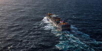 The container ship Marco Polo © Philip Plisson / Plisson La Trinité / AA35942 - Photo Galleries - Aerial shot