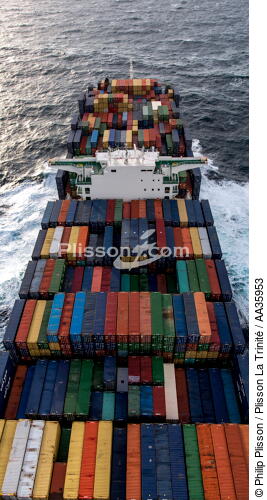 The container door Marco Polo - © Philip Plisson / Plisson La Trinité / AA35953 - Photo Galleries - Containerships, the excess