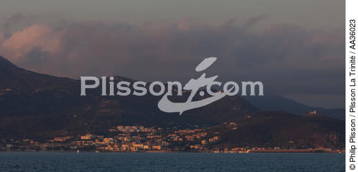 Ile Rousse, Corsica - © Philip Plisson / Plisson La Trinité / AA36023 - Photo Galleries - From Calvi to Pietranera