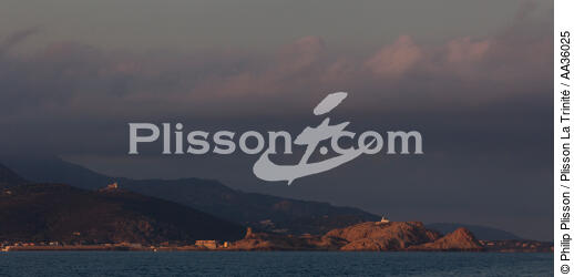 Ile Rousse, Corse - © Philip Plisson / Plisson La Trinité / AA36025 - Nos reportages photos - Collection Créative