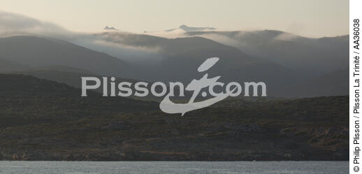 Désert des Agriates, Corsica - © Philip Plisson / Plisson La Trinité / AA36038 - Photo Galleries - Backlit