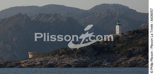 Saint-Florent en Corse - © Philip Plisson / Plisson La Trinité / AA36057 - Nos reportages photos - Phare