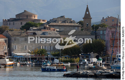 Saint-Florent en Corse - © Philip Plisson / Plisson La Trinité / AA36075 - Nos reportages photos - De Calvi à Pietranera
