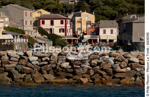 Cap Corse - © Philip Plisson / Plisson La Trinité / AA36095 - Nos reportages photos - De Calvi à Pietranera