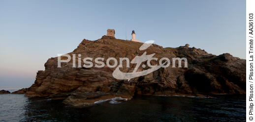 la Giraglia, Cap Corse - © Philip Plisson / Plisson La Trinité / AA36103 - Photo Galleries - From Calvi to Pietranera
