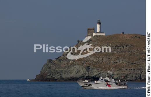 la Giraglia, Cap Corse - © Philip Plisson / Plisson La Trinité / AA36107 - Photo Galleries - Motorboating