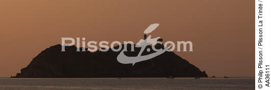 la Giraglia, Cap Corse - © Philip Plisson / Plisson La Trinité / AA36111 - Nos reportages photos - Signalisation maritime