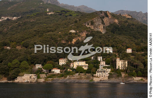 Cap Corse, côte Est - © Philip Plisson / Plisson La Trinité / AA36141 - Nos reportages photos - Collection Créative