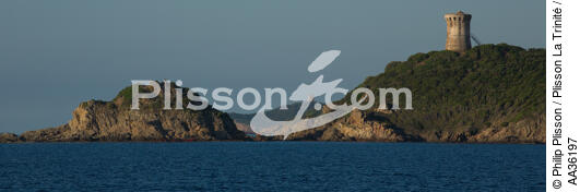 Corsica South East - © Philip Plisson / Plisson La Trinité / AA36197 - Photo Galleries - Historical monument