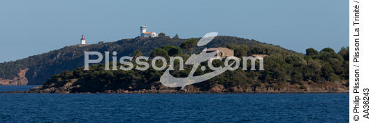 Golfe de Porto-Vecchio - © Philip Plisson / Plisson La Trinité / AA36243 - Nos reportages photos - Phare [Corse]
