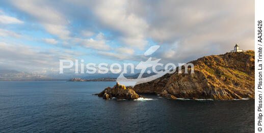 Revata point, Corsica - © Philip Plisson / Plisson La Trinité / AA36426 - Photo Galleries - From Calvi to Pietranera