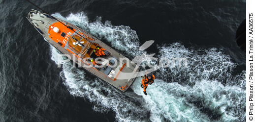 La flottille 33F - © Philip Plisson / Plisson La Trinité / AA36575 - Photo Galleries - Job
