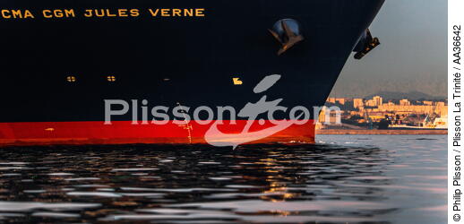 CMA CGM Jules Verne - © Philip Plisson / Plisson La Trinité / AA36642 - Nos reportages photos - Porte-conteneurs