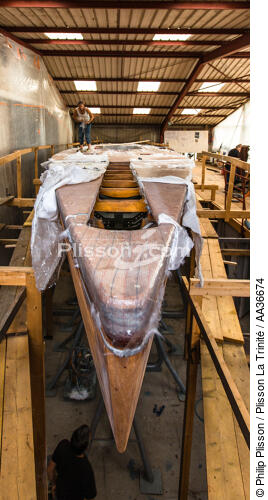 Restore 12 meters JI France in shipyard Vilaine Arzal. - © Philip Plisson / Plisson La Trinité / AA36674 - Photo Galleries - Racing monohull