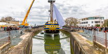 The installation of the masts of the Hermione, Rochefort © Philip Plisson / Plisson La Trinité / AA37040 - Photo Galleries - Monohull