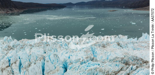 Late summer on the west coast of Greenland [AT] - © Philip Plisson / Plisson La Trinité / AA37072 - Photo Galleries - Glacier