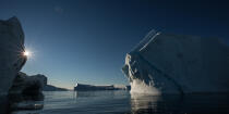 Fin d'été sur la côte ouest du Groenland © Philip Plisson / Plisson La Trinité / AA37099 - Nos reportages photos - Iceberg