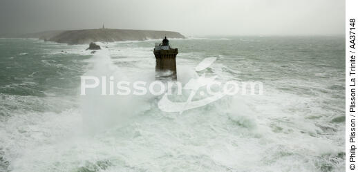 Tempête Petra sur le phare de la Vieille - © Philip Plisson / Plisson La Trinité / AA37148 - Nos reportages photos - Finistère