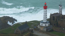 Saint Mathieu point © Philip Plisson / Plisson La Trinité / AA37216 - Photo Galleries - Storm at sea