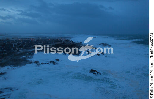 Saint Guénolé - © Philip Plisson / Plisson La Trinité / AA37223 - Nos reportages photos - Mer