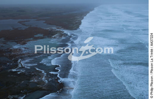 Audierne bay - © Philip Plisson / Plisson La Trinité / AA37224 - Photo Galleries - Wave