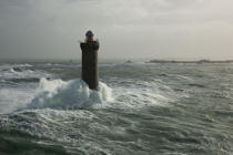 Kéréon lighthouse © Philip Plisson / Plisson La Trinité / AA37225 - Photo Galleries - Storm at sea