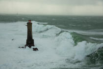 Nividic lighthouse © Philip Plisson / Plisson La Trinité / AA37226 - Photo Galleries - Storm at sea