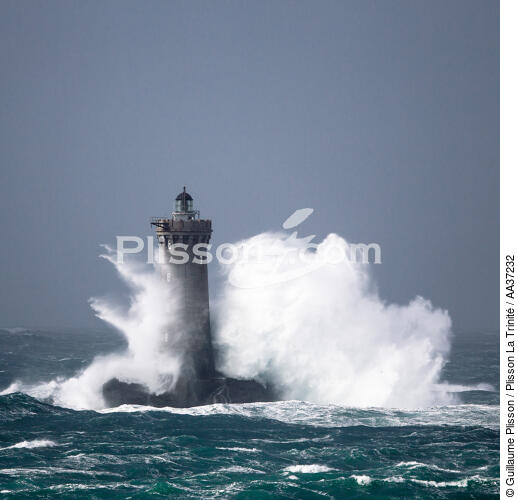 Le Four lighthouse - © Guillaume Plisson / Plisson La Trinité / AA37232 - Photo Galleries - Wave