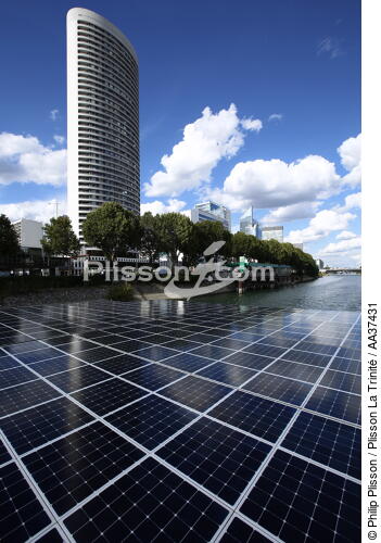 Planet Solar - © Philip Plisson / Plisson La Trinité / AA37431 - Nos reportages photos - Prototipe